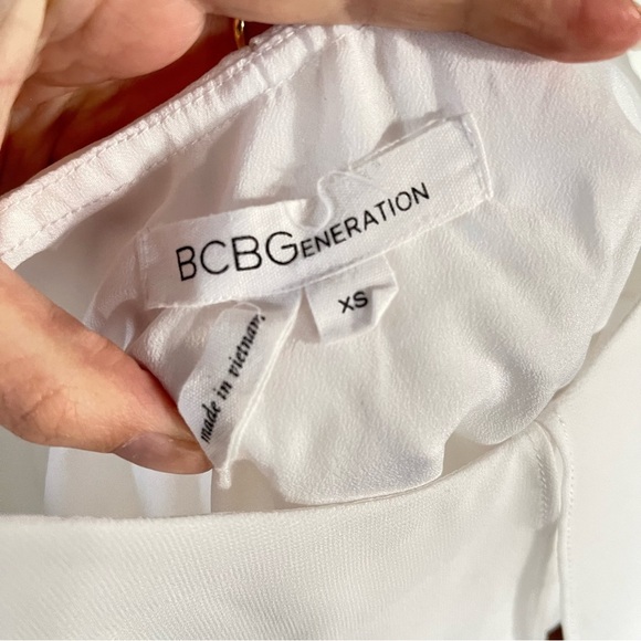 White Mini Dress BCBGeneration - Picture 4 of 4